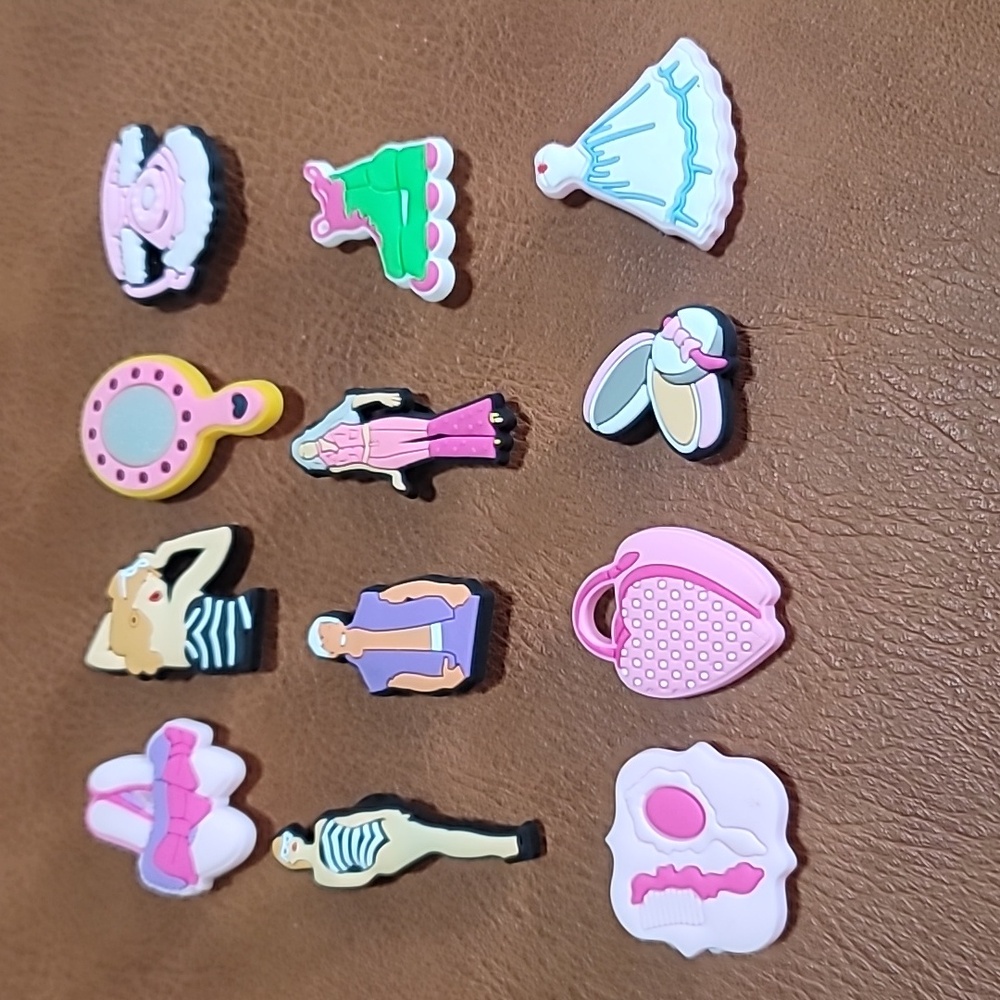 Barbie Shoe Croc Charms Set